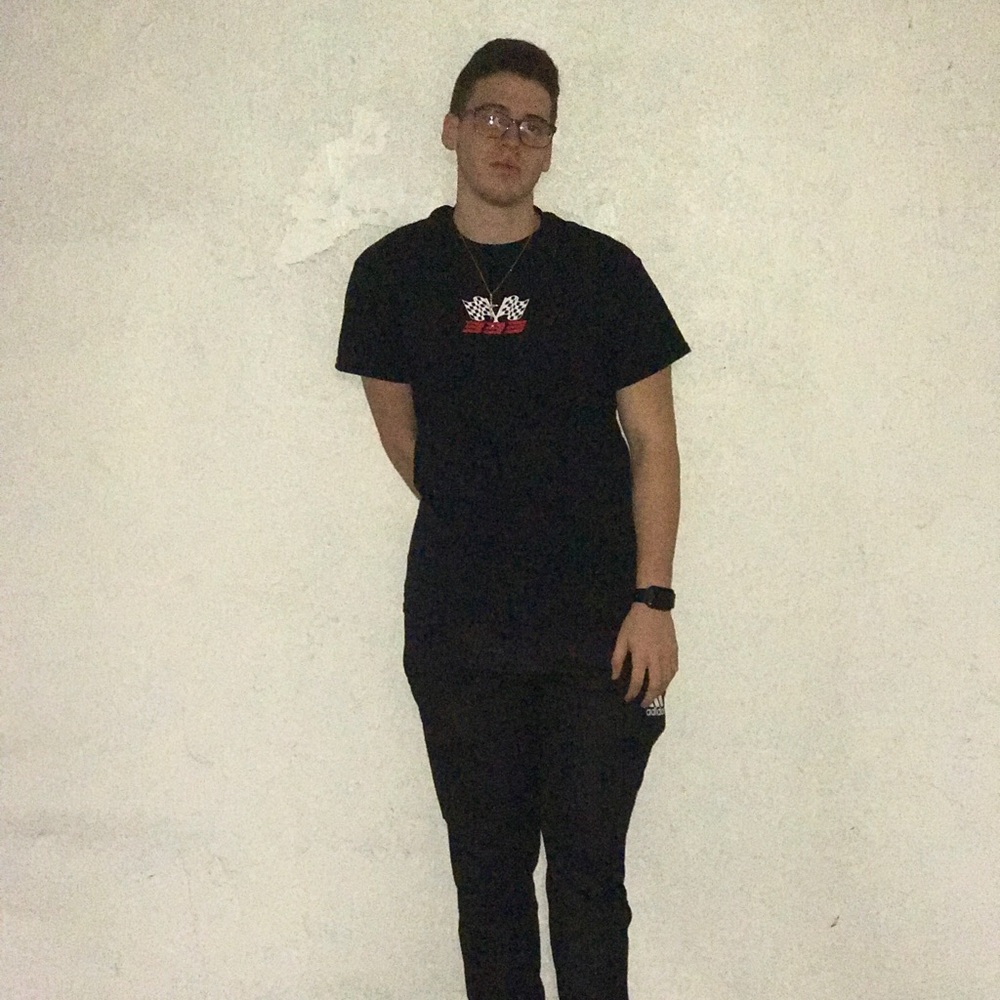 Meet your Posher, Erick